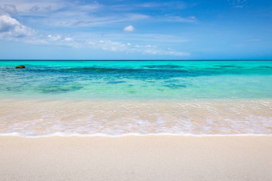 Beach Hopping Private Tour with Transportation