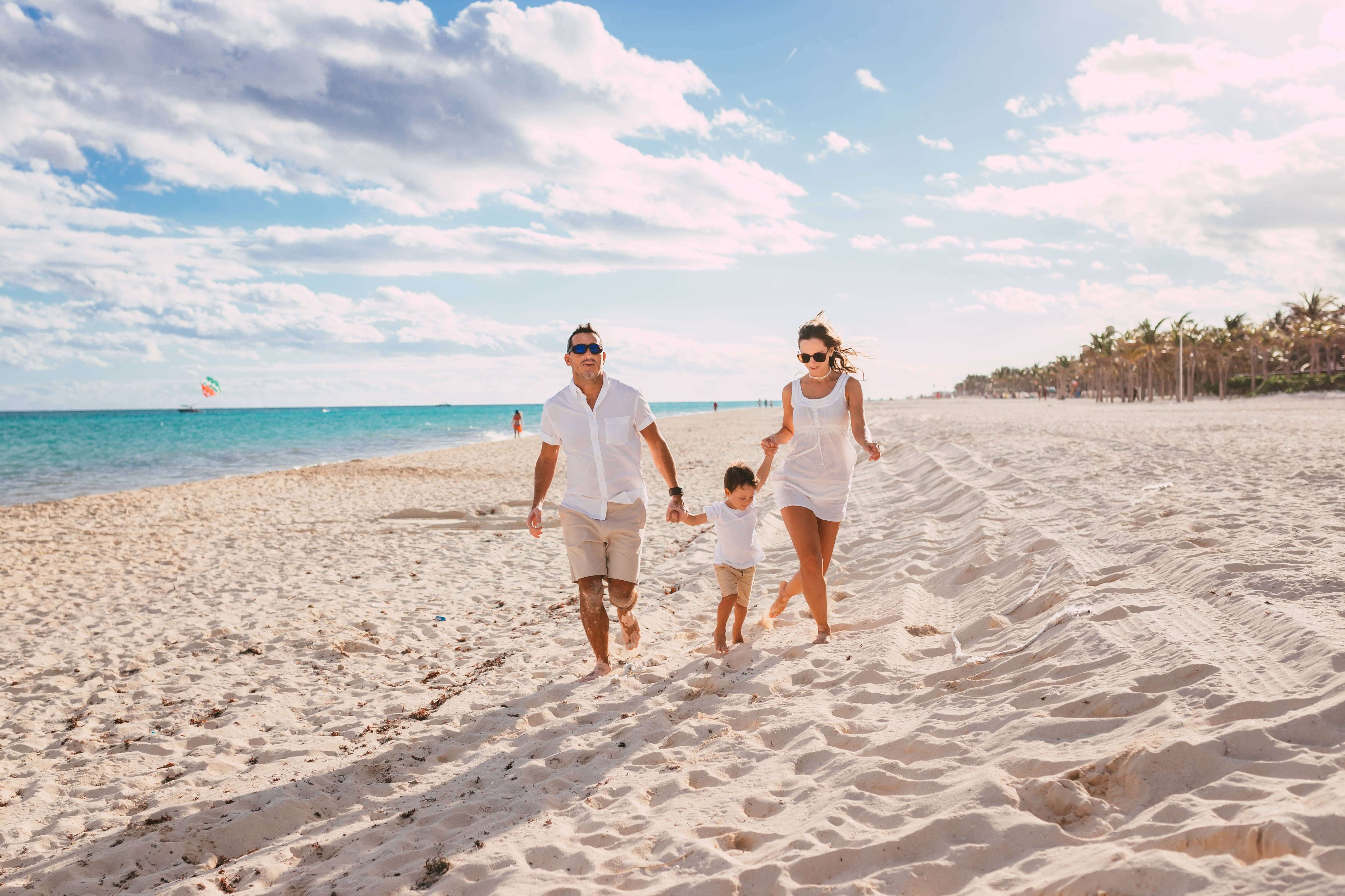 Familia en playas de Cancun